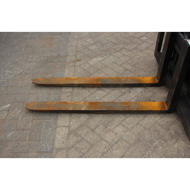 2004 هايستر H3.50XM-46319696