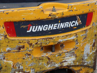 2011-jungheinrich-efg216k-1437935-46320580