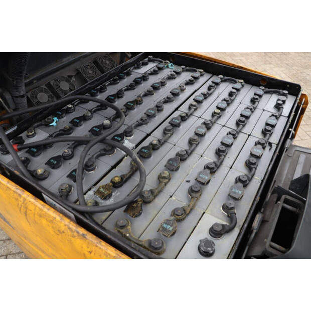 2010 جنجهينريتش EFG 430-46320675