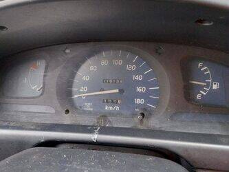 2004-toyota-hilux-1437992-46334528