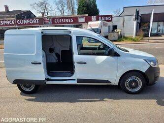 2021-renault-express-1438009-46334857