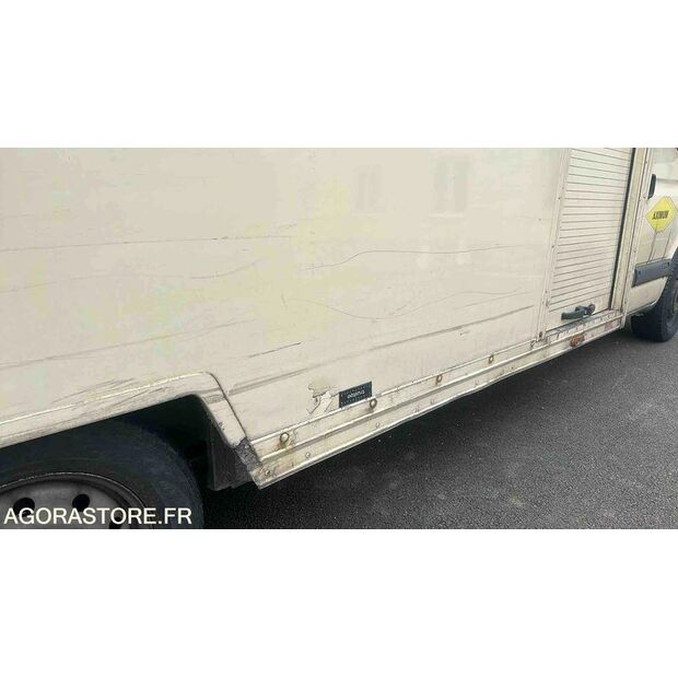 2008 Renault Master-46334895