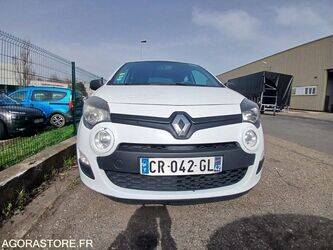 2013-renault-twingo-1438019-46335211