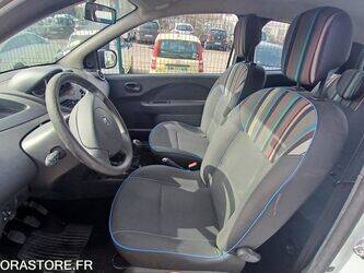 2013-renault-twingo-1438019-46335220