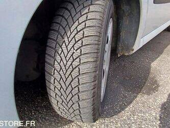 2013-renault-twingo-1438019-46335227