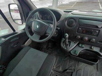 2014-renault-master-1438021-46335282