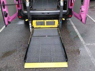 2014-renault-master-1438021-46335289