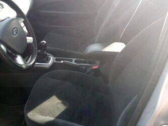 2006-ford-focus-1438026-46335423