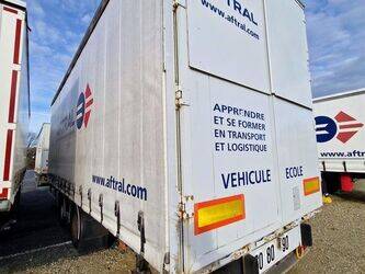 2012-renault-premium-1438027-46335459