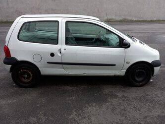 2006-renault-twingo-1438029-46335550