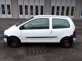 2006-renault-twingo-1438029-46335555