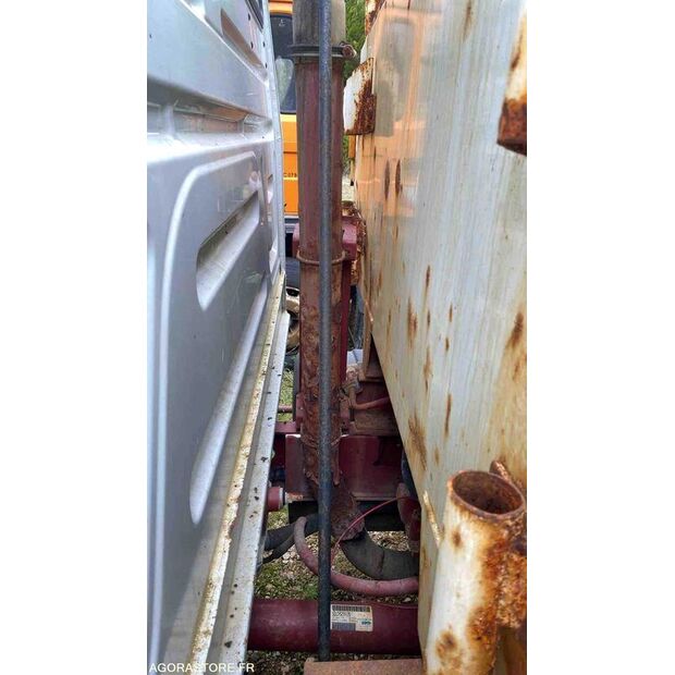 1999 Renault M150-46335587