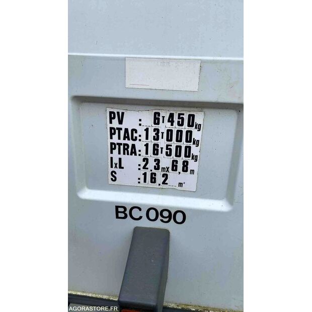 1999 Renault M150-46335593