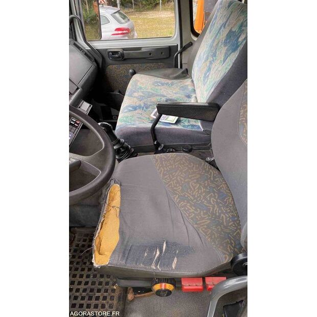 1999 Renault M150-46335597