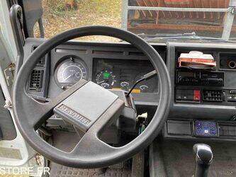 1999-renault-m150-1438030-46335598