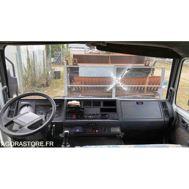 1999 Renault M150-46335603