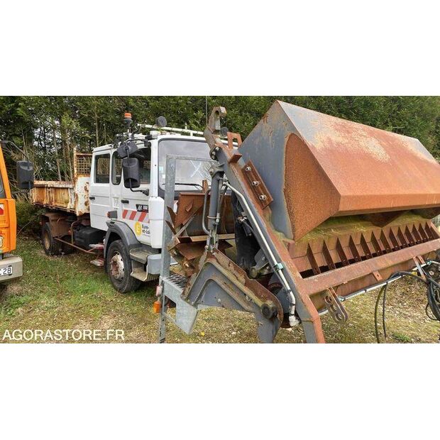 1999 Renault M150-46335615