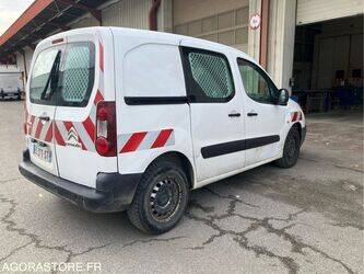 2016-citroen-berlingo-1438032-46335691