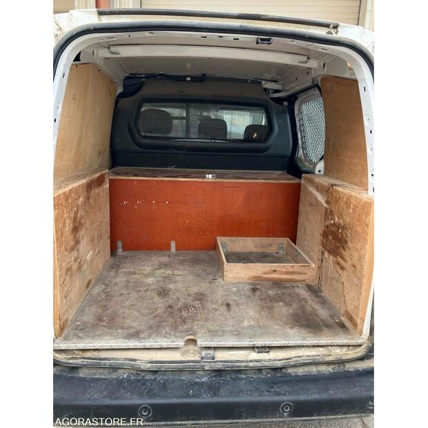 2016 Citroen BERLINGO-46335693