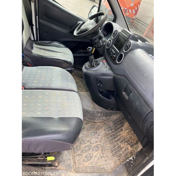 2016 Citroen BERLINGO-46335694