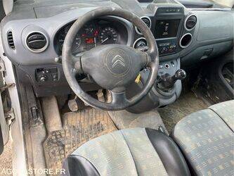 2016-citroen-berlingo-1438032-46335697