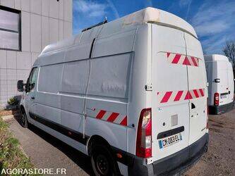 2012-renault-master-1438037-46335799