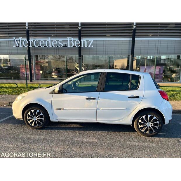 2010 Renault Clio-46335820
