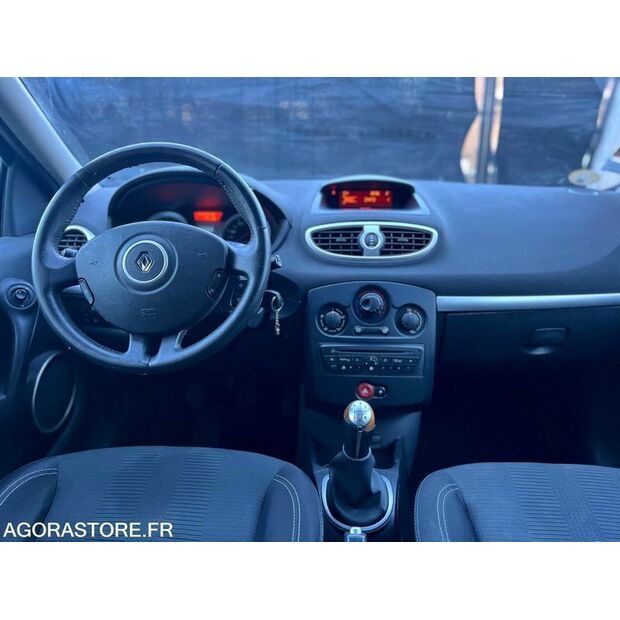 2010 Renault Clio-46335825