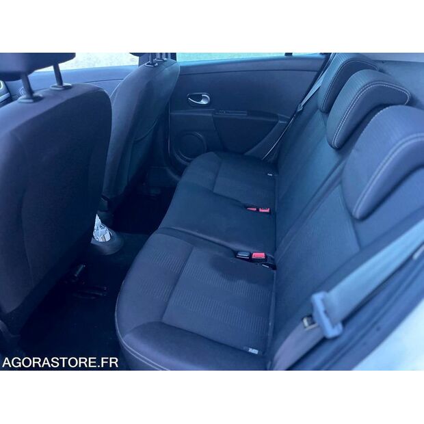 2010 Renault Clio-46335828