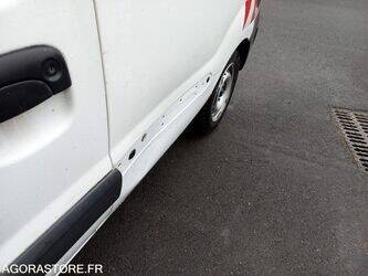 2006-renault-kangoo-1438043-46335937