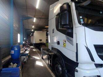 2020-iveco-440s46-46335990