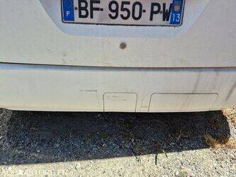 2011-mercedes-benz-intouro-1438051-46336148