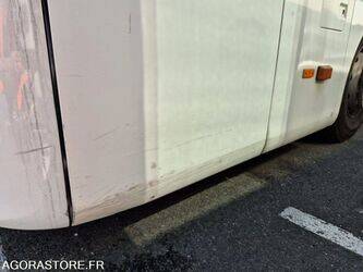 2011-mercedes-benz-intouro-1438051-46336152