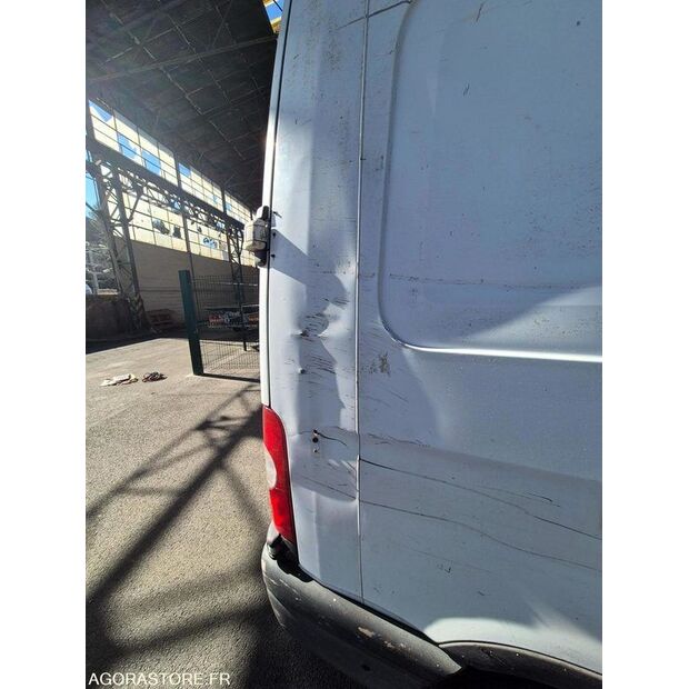 2006 رينو Master-46336223