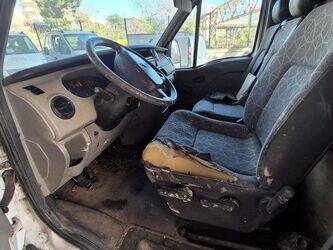 2006-renault-master-1438054-46336230