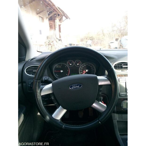 2006 Ford Focus-46336266