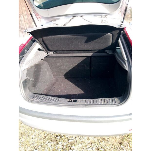 2006 Ford Focus-46336271