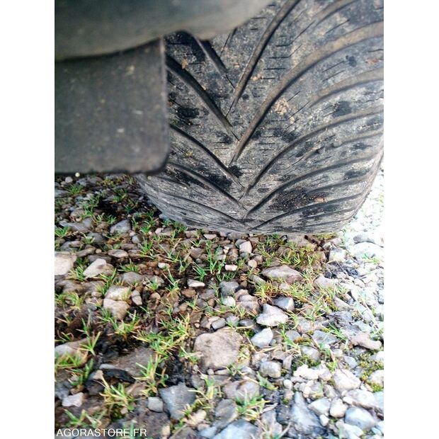 2006 Ford Focus-46336276