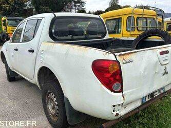 2007-mitsubishi-l200-1438056-46336295