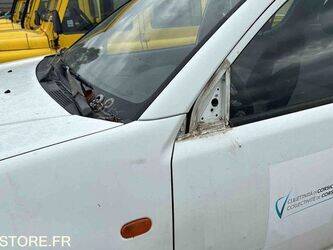 2007-mitsubishi-l200-1438056-46336303