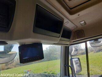 2008-renault-premium-1438058-46336340