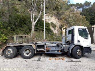 2002-renault-1438061-46336393