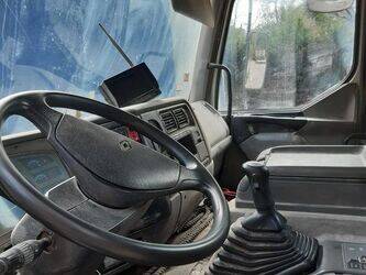 2002-renault-1438061-46336397