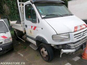 2003-renault-mascott-1438066-46336543