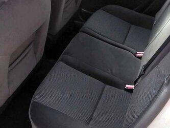 2007-peugeot-207-1438068-46336588