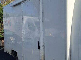 2011-renault-master-1438070-46336646