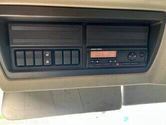 2012-renault-midlum-1438072-46336701