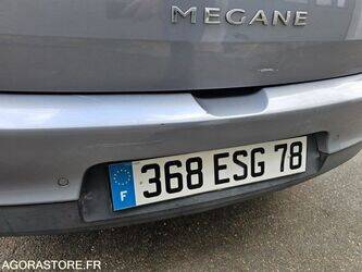 2009-renault-megane-1437660-46337181