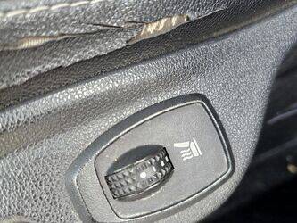 2009-renault-megane-1437660-46337188