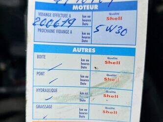 2009-renault-megane-1437660-46337197